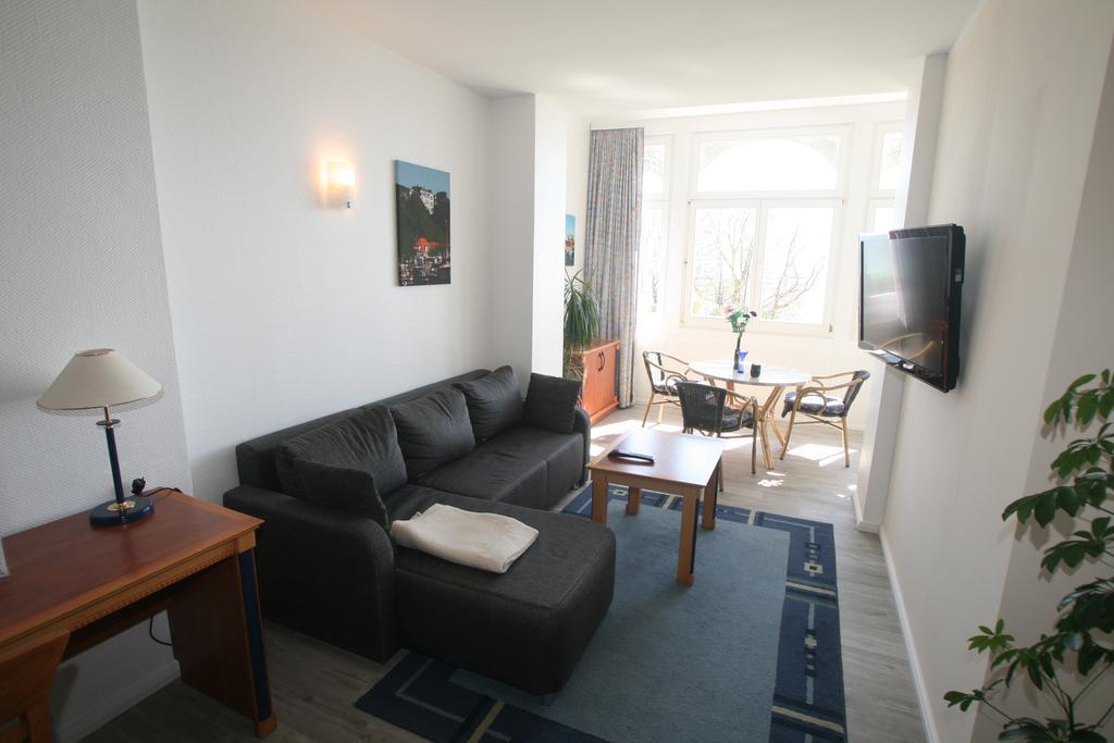 Feodora Apartment *